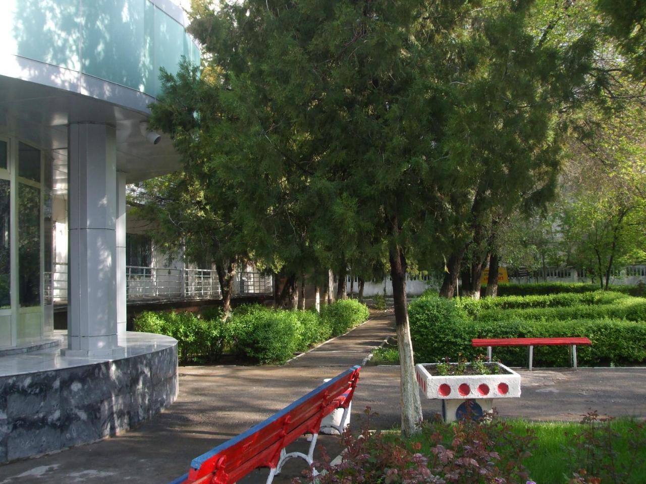 שימקנט Tourist Hotel מראה חיצוני תמונה