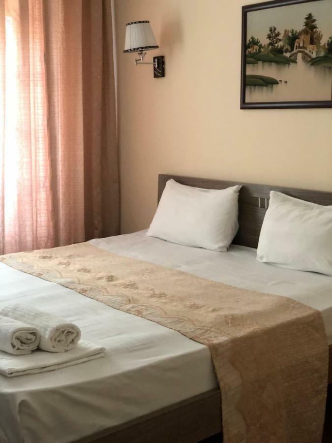 שימקנט Tourist Hotel מראה חיצוני תמונה