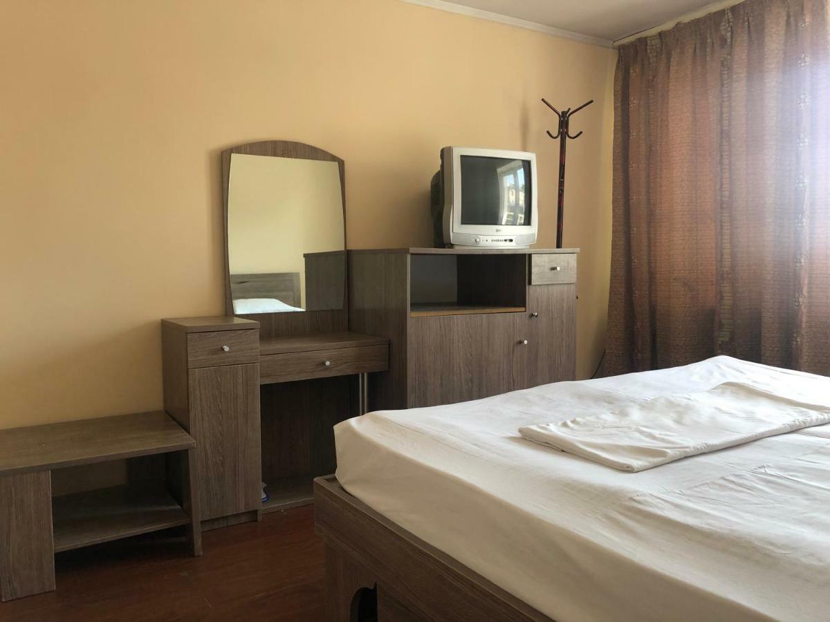 שימקנט Tourist Hotel מראה חיצוני תמונה